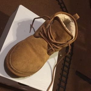 I am selling these for 130 this is a man size 9